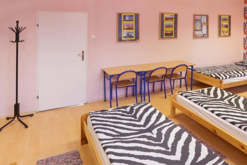 Hostel Universus Gdansk Exterior photo